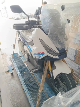 Honda X-ADV 750 | Auto.bg — изображение 4 Honda X-ADV 750 | Auto.bg — изображение 4
