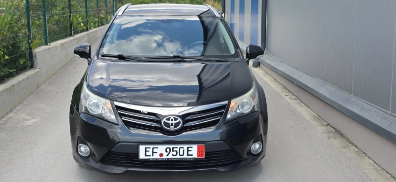 Toyota Avensis Exclusive 2.2 D-4D , ръчка, Кожа - 5900 € / 11539.40 лв. - 65588252 1 | Car24.bg Toyota Avensis Exclusive 2.2 D-4D , ръчка, Кожа - 5900 € / 11539.40 лв. - 65588252 1