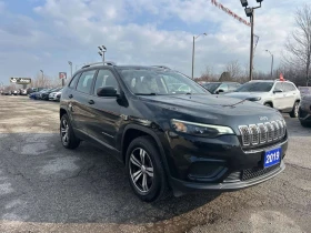 Jeep Cherokee * Sport 4x4 w/Heated Seats, Remote Start, CarPlay - 14950 € / 29239.66 лв. - 67996483 3 | Car24.bg Jeep Cherokee * Sport 4x4 w/Heated Seats, Remote Start, CarPlay - 14950 € / 29239.66 лв. - 67996483 3