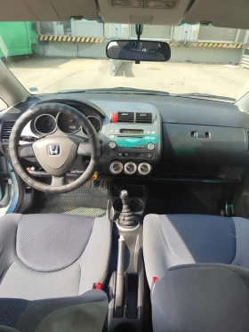 Honda Jazz - 3200 € / 6258.66 лв. - 44675885 5 | Car24.bg Honda Jazz - 3200 € / 6258.66 лв. - 44675885 5