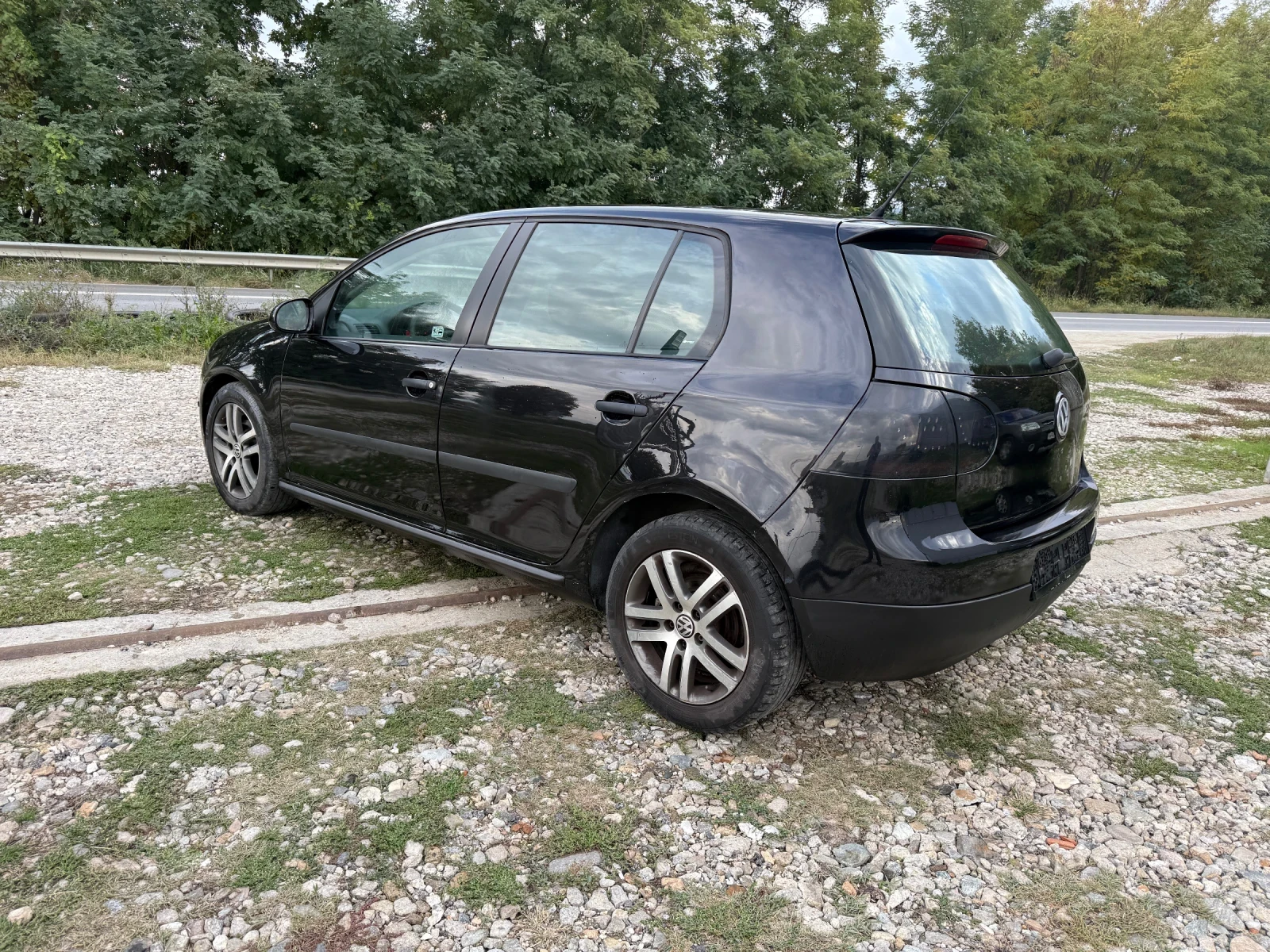 VW Golf 1.9TDI топ състояние  - изображение 5 | Auto.bg VW Golf 1.9TDI топ състояние  - изображение 5