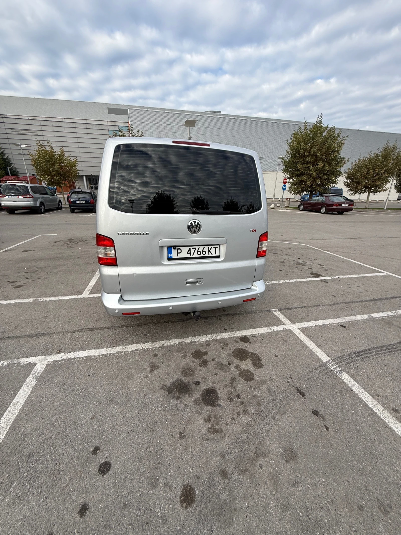 VW Caravelle 2.5 tdi 130к.с. 6 скорости  - изображение 8 | Auto.bg VW Caravelle 2.5 tdi 130к.с. 6 скорости  - изображение 8