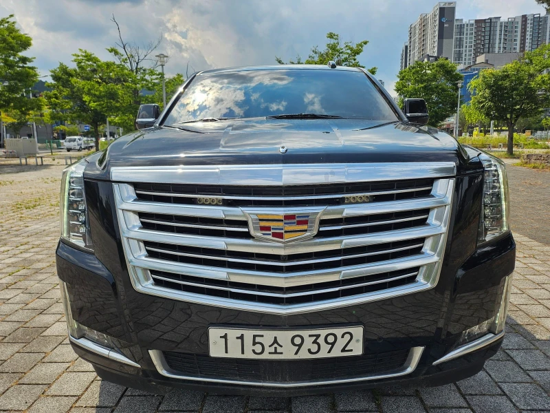 Cadillac Escalade 6.2* ЛЮК* HUD* 360* ПОДГРЕВ ВОЛАН* КРАЙНА ЦЕНА - 21799 € / 42635.14 лв. - 83947186 1 | Car24.bg Cadillac Escalade 6.2* ЛЮК* HUD* 360* ПОДГРЕВ ВОЛАН* КРАЙНА ЦЕНА - 21799 € / 42635.14 лв. - 83947186 1