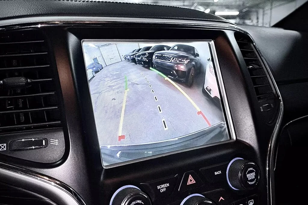 Jeep Grand cherokee SUMMIT* 8ZF* DISTRONIC* ПАНОРАМА* ОБДУХВАНЕ* 4Х4 - изображение 10 | Auto.bg Jeep Grand cherokee SUMMIT* 8ZF* DISTRONIC* ПАНОРАМА* ОБДУХВАНЕ* 4Х4 - изображение 10