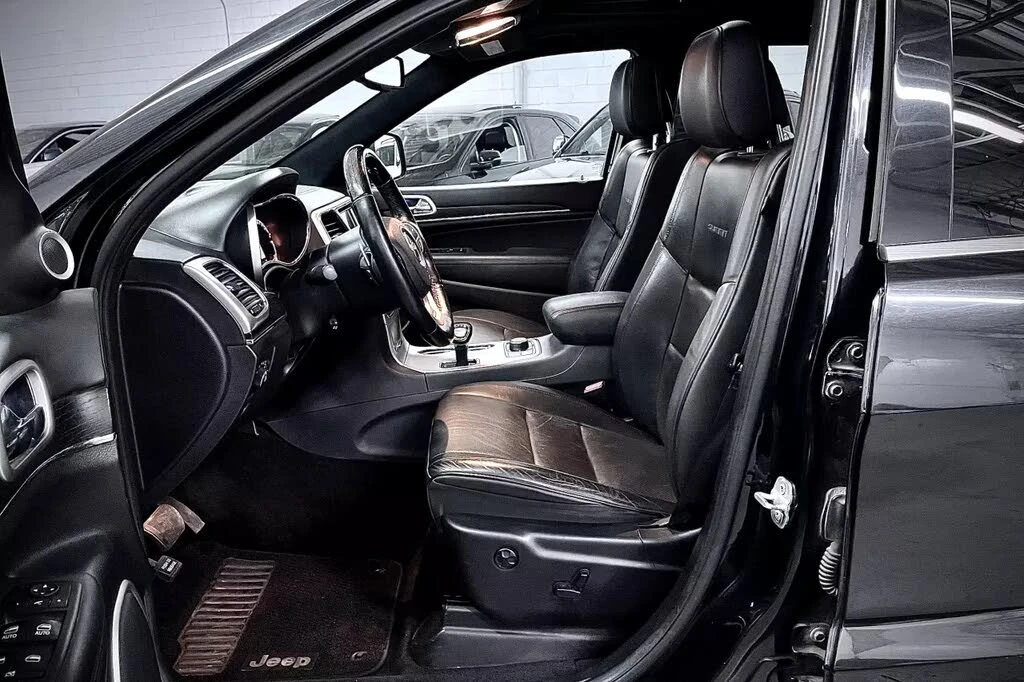 Jeep Grand cherokee SUMMIT* 8ZF* DISTRONIC* ПАНОРАМА* ОБДУХВАНЕ* 4Х4 - изображение 5 | Auto.bg Jeep Grand cherokee SUMMIT* 8ZF* DISTRONIC* ПАНОРАМА* ОБДУХВАНЕ* 4Х4 - изображение 5