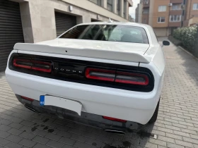 Dodge Challenger SXT Plus, SRT Optic, обдухване, подгреви - 16500 € / 32271.19 лв. - 54058155 6 | Car24.bg Dodge Challenger SXT Plus, SRT Optic, обдухване, подгреви - 16500 € / 32271.19 лв. - 54058155 6