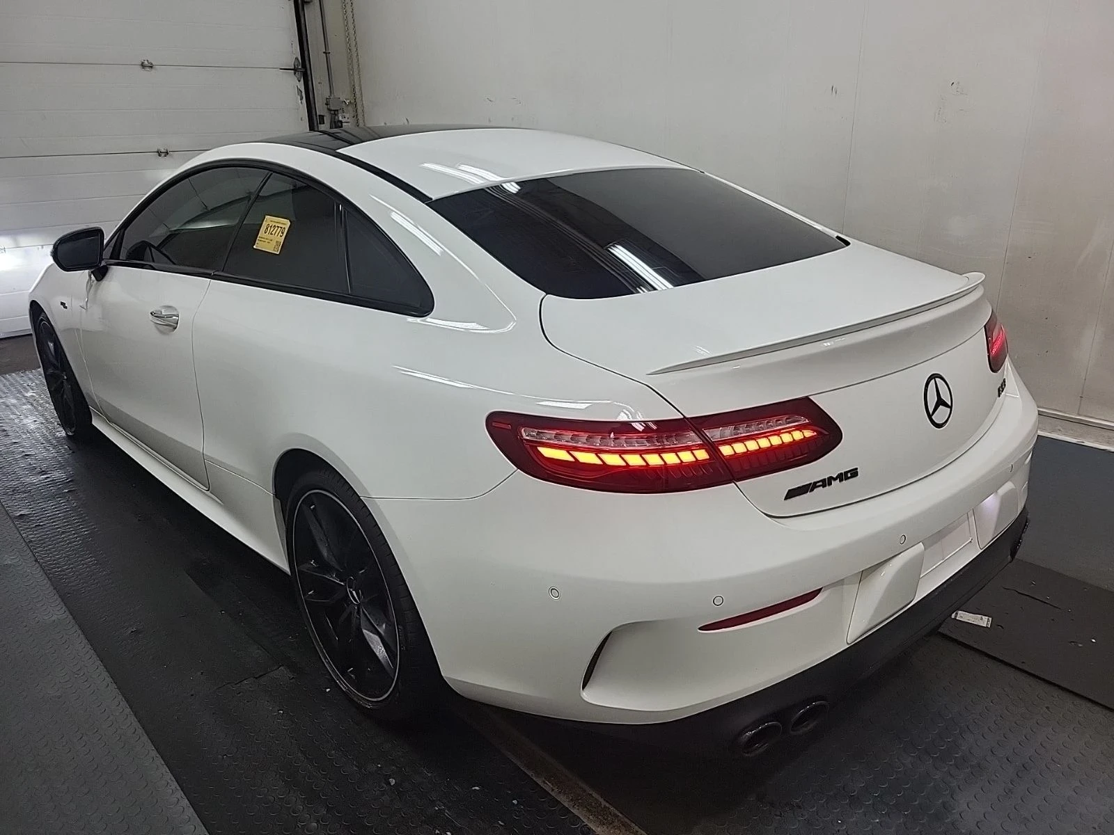 Mercedes-Benz E 53 AMG CARFAX  - изображение 4 | Auto.bg Mercedes-Benz E 53 AMG CARFAX  - изображение 4