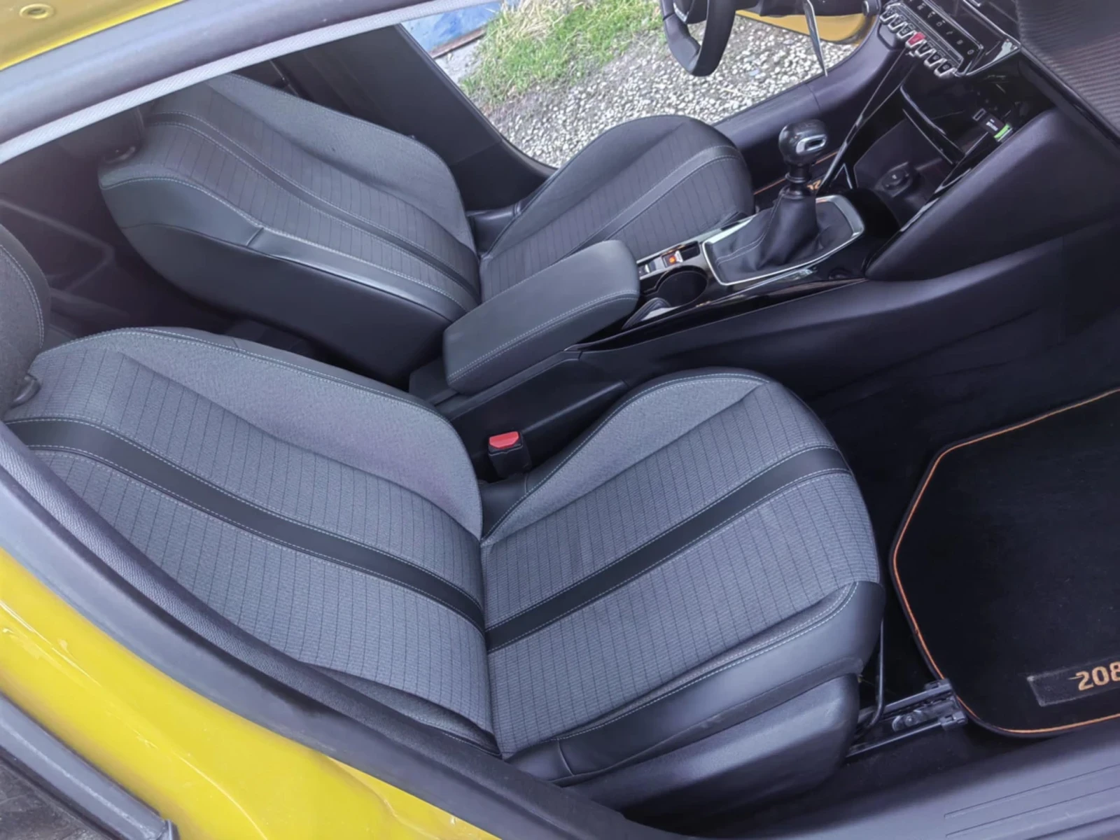 Peugeot 208  - изображение 9 | Auto.bg Peugeot 208  - изображение 9