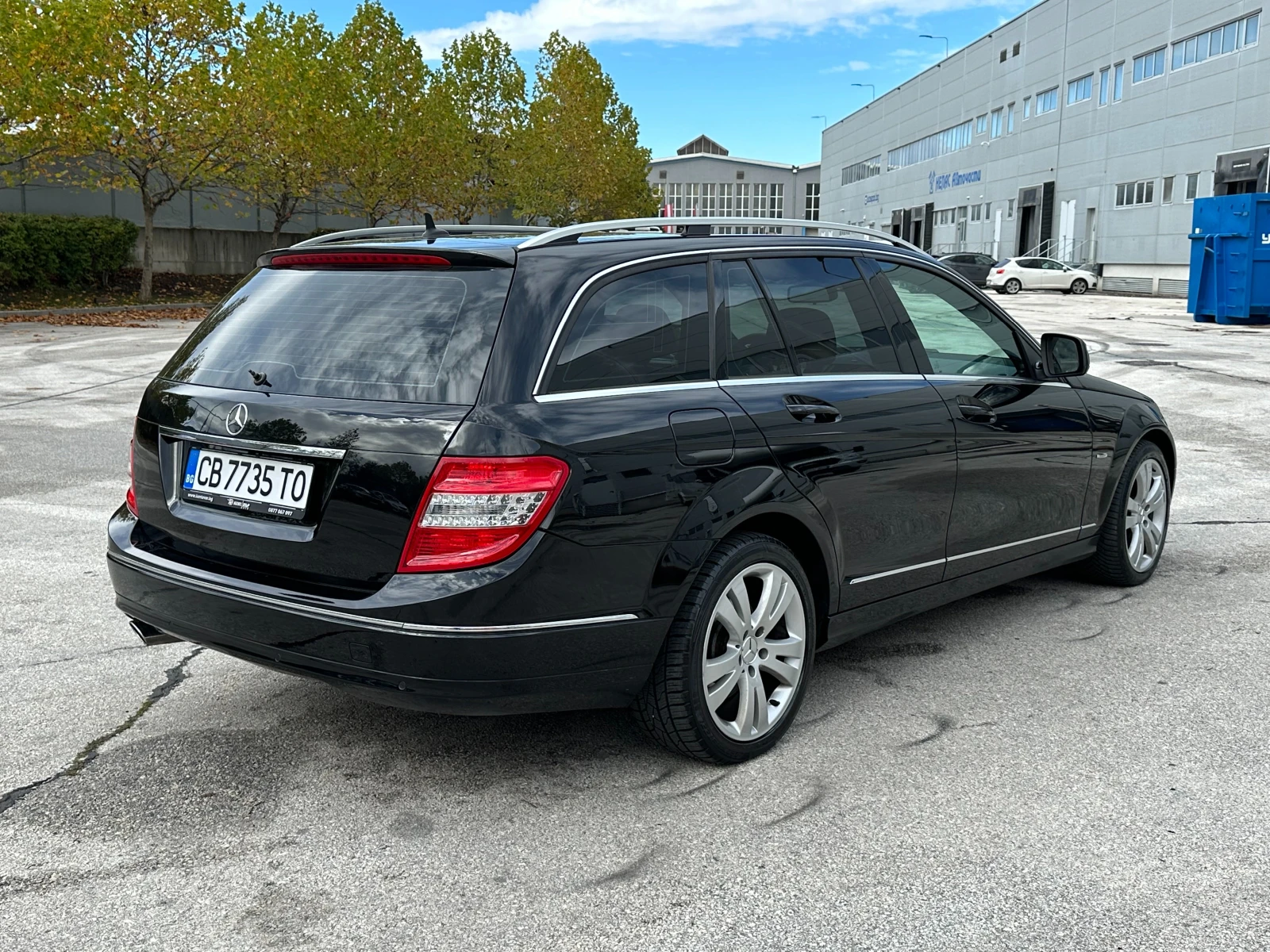 Mercedes-Benz C 220 2.2d 170 к.с.  - изображение 4 | Auto.bg Mercedes-Benz C 220 2.2d 170 к.с.  - изображение 4
