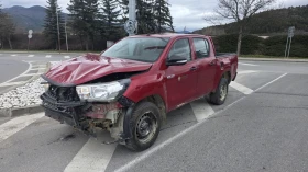 Toyota Hilux 2.4 D-4D 4X4 EURO 6 B - Car24.bg Toyota Hilux 2.4 D-4D 4X4 EURO 6 B