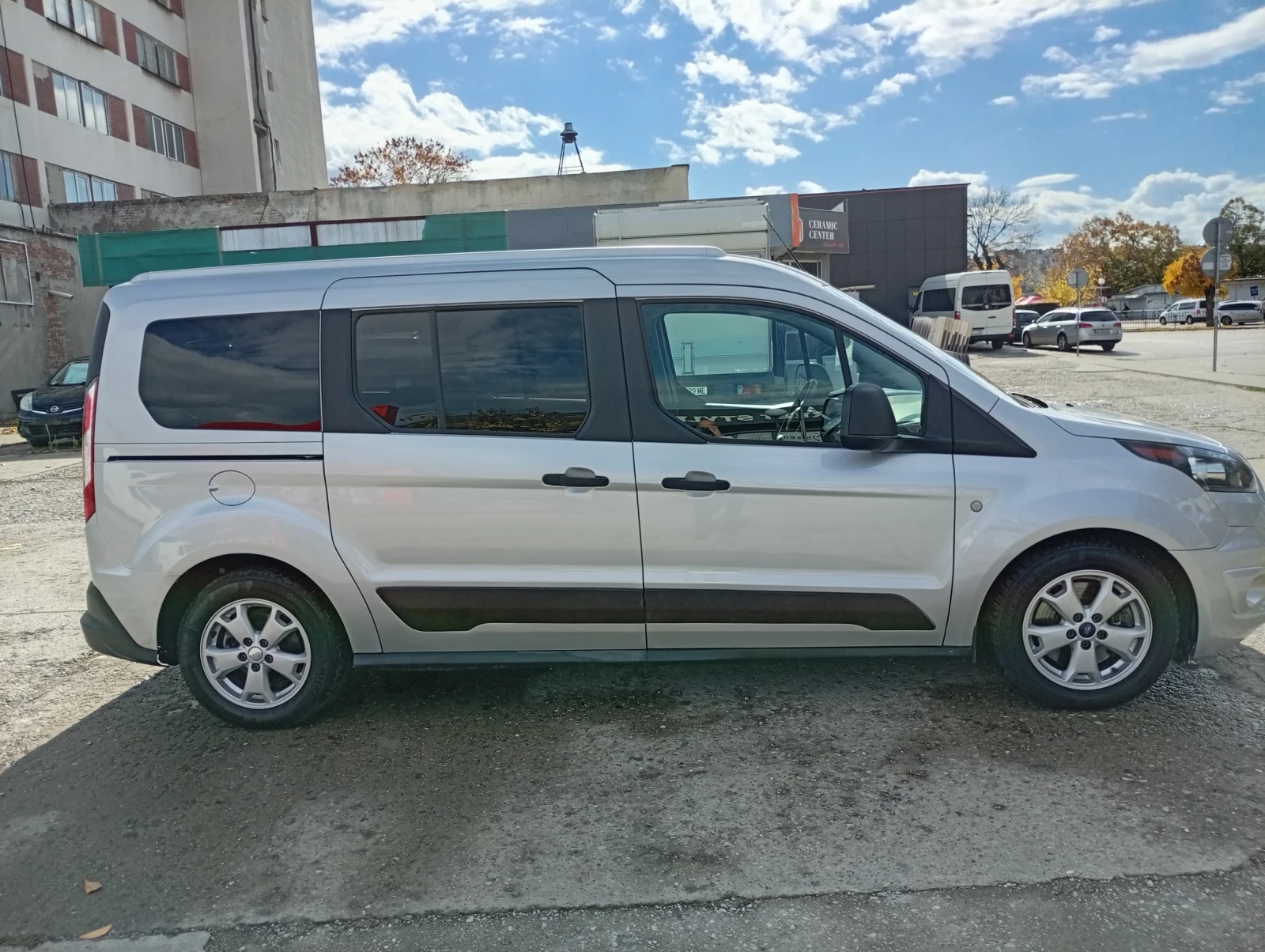 Ford Connect Ван - изображение 3 | Auto.bg Ford Connect Ван - изображение 3