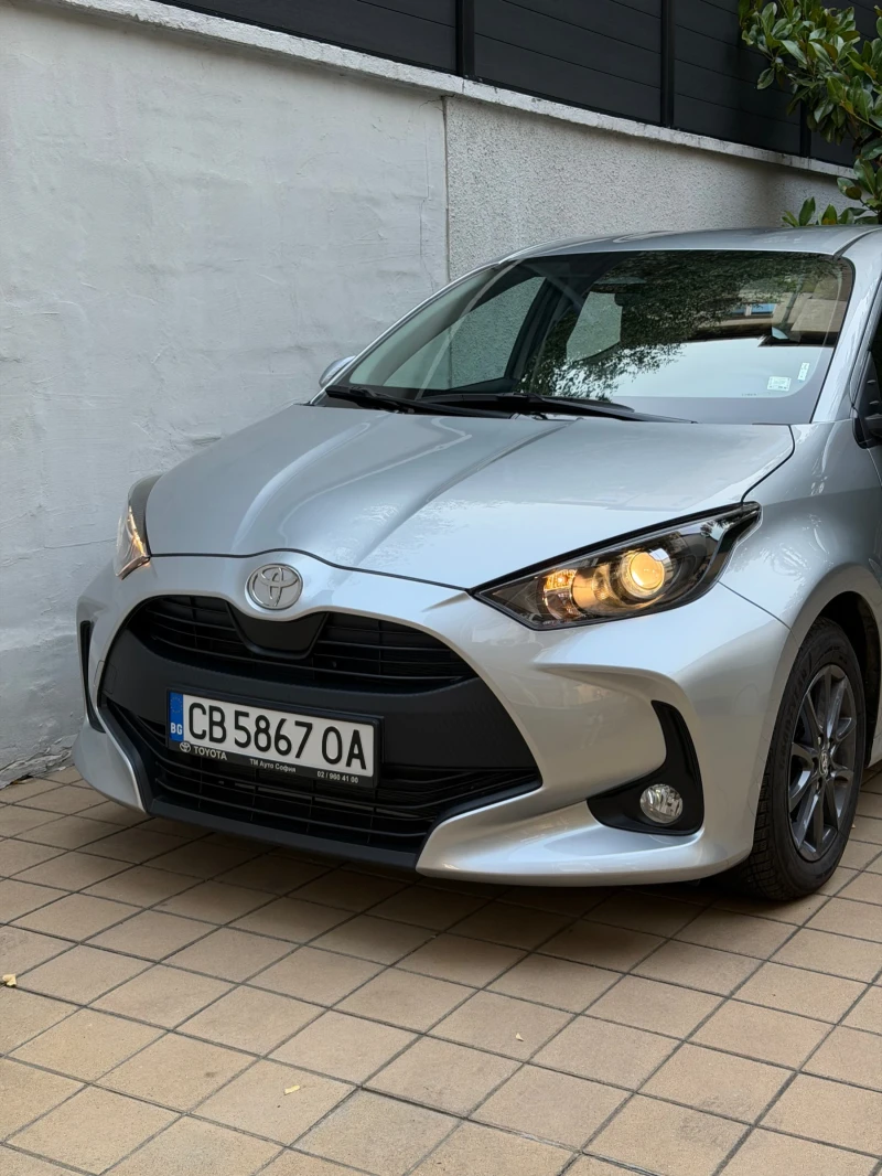 Toyota Yaris Hybrid chic MY 25 - 22650 € - 97883220 1 | Car24.bg Toyota Yaris Hybrid chic MY 25 - 22650 € - 97883220 1
