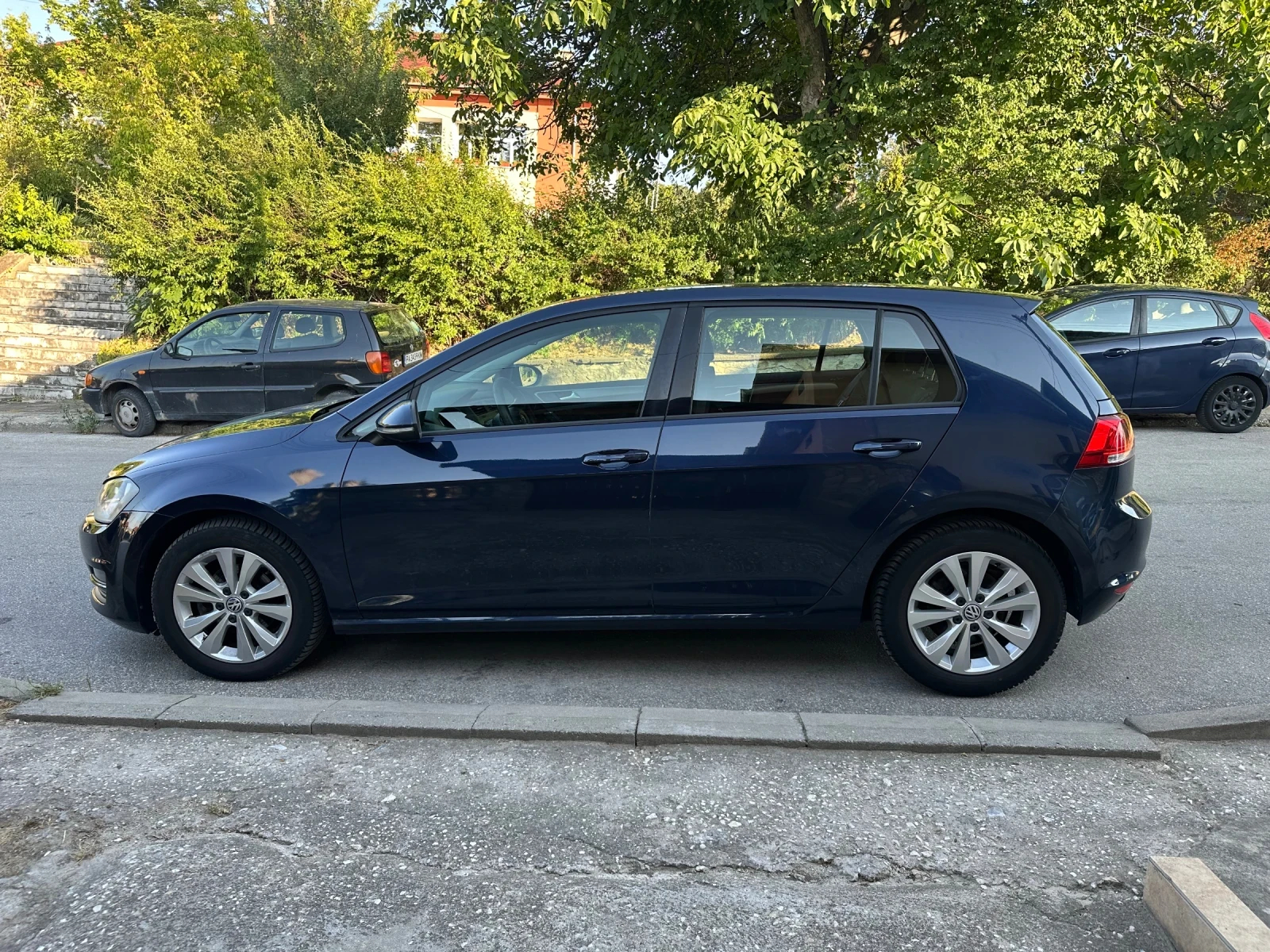 VW Golf 1.6 TDI 105k* ТОП*  - изображение 3 | Auto.bg VW Golf 1.6 TDI 105k* ТОП*  - изображение 3