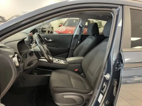 Hyundai Kona CAM/HEAD-UP/64KWH/ТЕРМОПОМПА/CARPLAY/ПОДГРЕВ/NAVI | Auto.bg — изображение 7 Hyundai Kona CAM/HEAD-UP/64KWH/ТЕРМОПОМПА/CARPLAY/ПОДГРЕВ/NAVI | Auto.bg — изображение 7