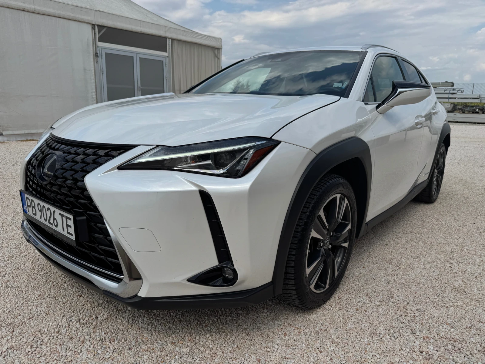 Lexus UX 250h 2.0 AWD Executive | Auto.bg — изображение 1 Lexus UX 250h 2.0 AWD Executive | Auto.bg — изображение 1