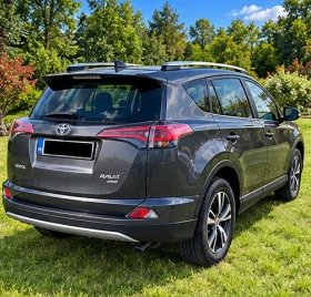 Toyota Rav4 SUV - 19450 € - 53696949 8 | Car24.bg Toyota Rav4 SUV - 19450 € - 53696949 8