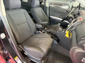 Toyota Corolla verso D-4D | 7 места | Auto.bg — изображение 13 Toyota Corolla verso D-4D | 7 места | Auto.bg — изображение 13