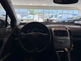 Toyota Corolla verso D-4D | 7 места | Auto.bg — изображение 7 Toyota Corolla verso D-4D | 7 места | Auto.bg — изображение 7