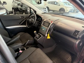 Toyota Corolla verso D-4D | 7 места | Auto.bg — изображение 12 Toyota Corolla verso D-4D | 7 места | Auto.bg — изображение 12