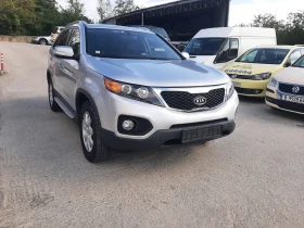 Kia Sorento 2.4i 96000km!!! - 8490 € - 52833834 3 | Car24.bg Kia Sorento 2.4i 96000km!!! - 8490 € - 52833834 3