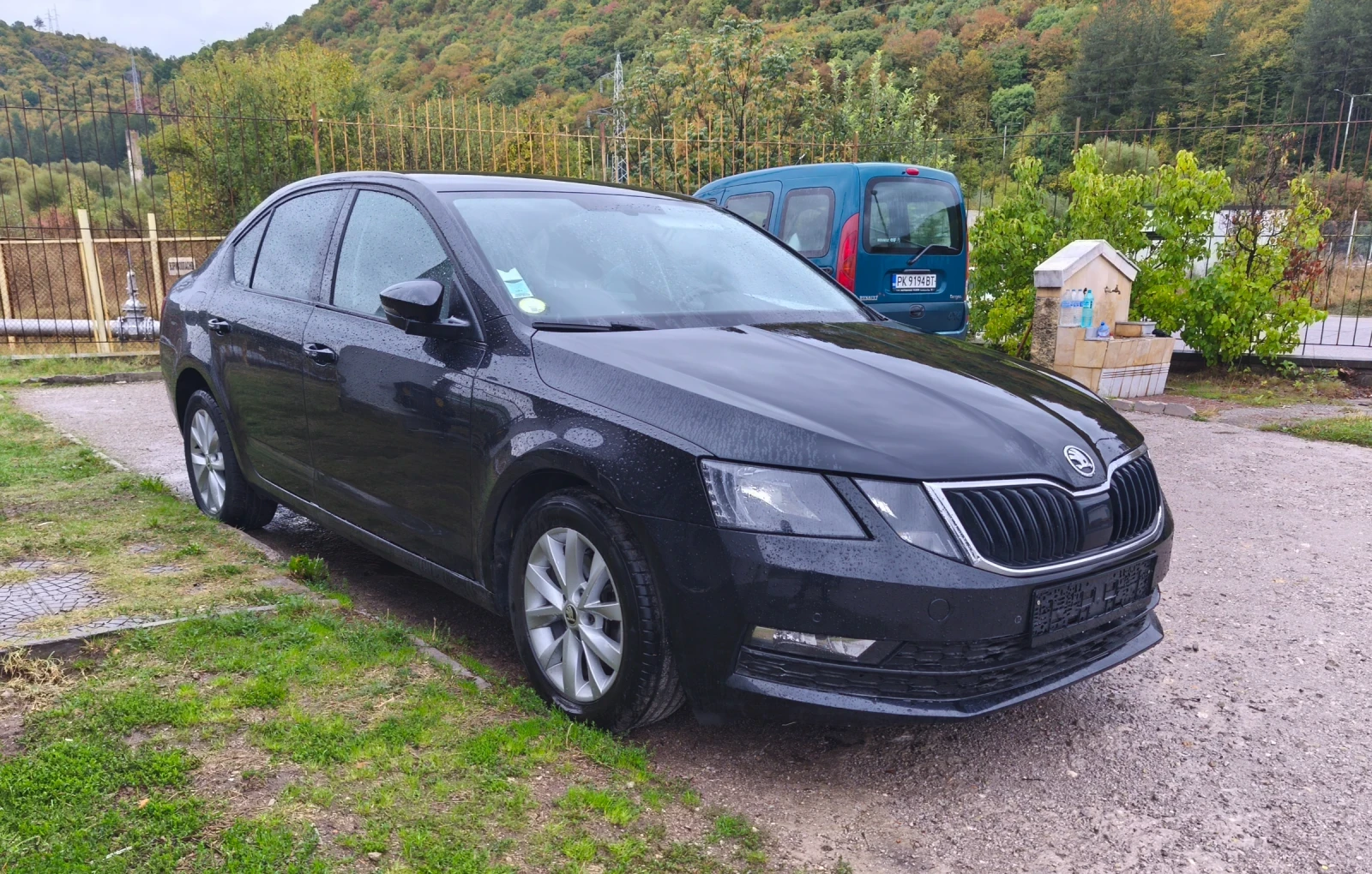 Skoda Octavia 2.0TDI* 150k.s* Хечбек* NAVI* 7 DSG - изображение 3 | Auto.bg Skoda Octavia 2.0TDI* 150k.s* Хечбек* NAVI* 7 DSG - изображение 3