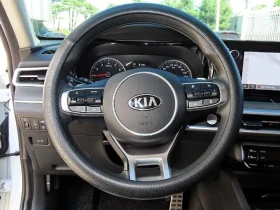 Kia K5 2.0 Trendy - 13325 € - 33630161 8 | Car24.bg Kia K5 2.0 Trendy - 13325 € - 33630161 8