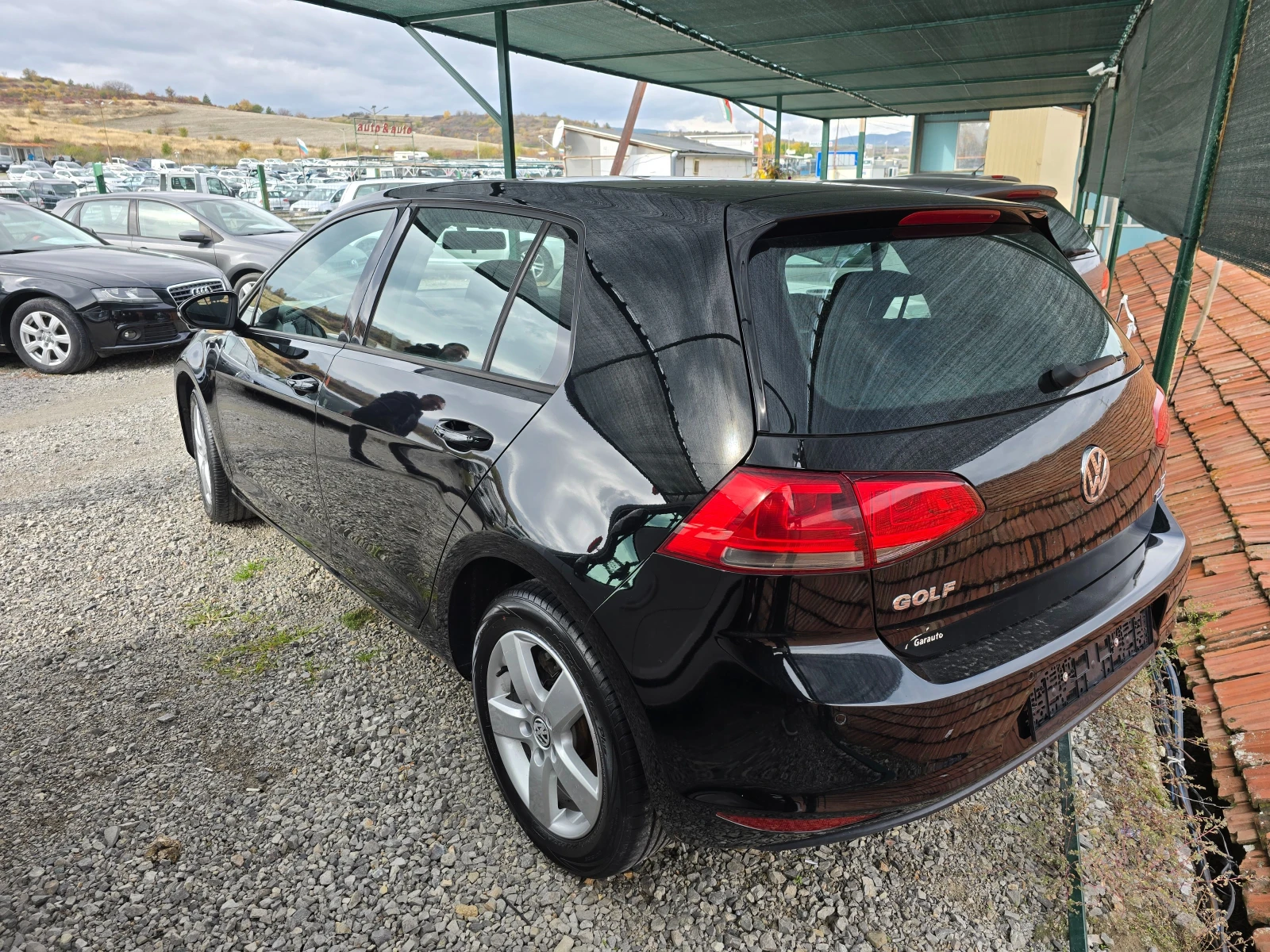 VW Golf 1.6TDi-Euro 6 - изображение 5 | Auto.bg VW Golf 1.6TDi-Euro 6 - изображение 5