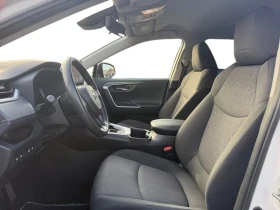 Toyota Rav4 HEV/218HP/CAM/NAVI/LED/CPLAY/KLESS/512q | Auto.bg — изображение 8 Toyota Rav4 HEV/218HP/CAM/NAVI/LED/CPLAY/KLESS/512q | Auto.bg — изображение 8