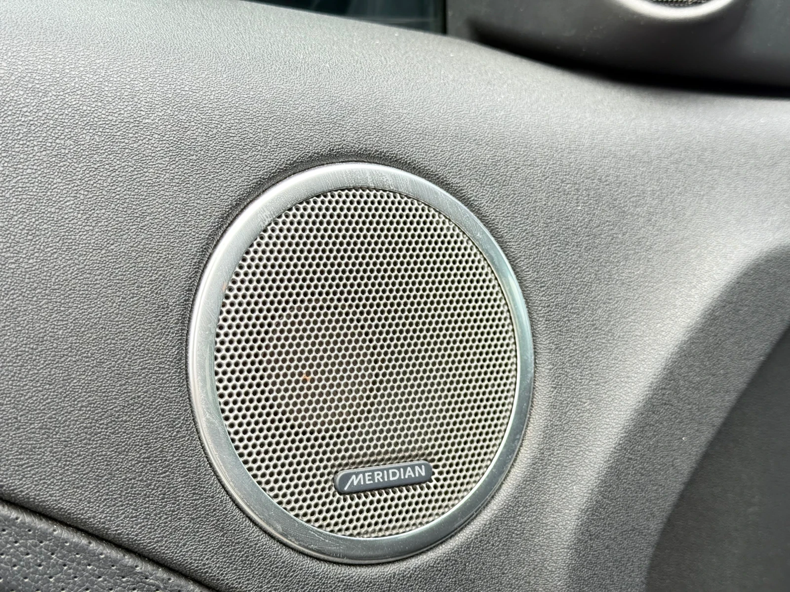 Land Rover Range Rover Evoque Land Rover Range Rover Evoque 2.2d - изображение 7 | Auto.bg Land Rover Range Rover Evoque Land Rover Range Rover Evoque 2.2d - изображение 7