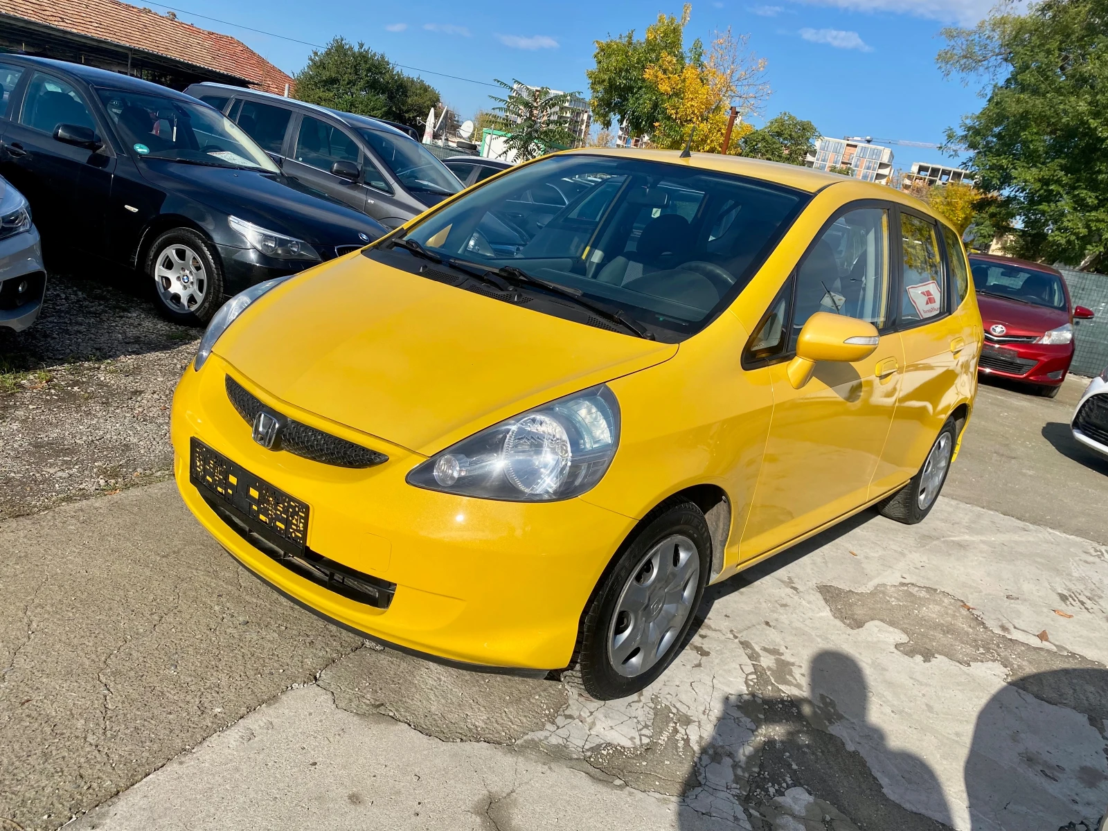 Honda Jazz 1.4i-83кс.-Face-климатроник - изображение 3 | Auto.bg Honda Jazz 1.4i-83кс.-Face-климатроник - изображение 3