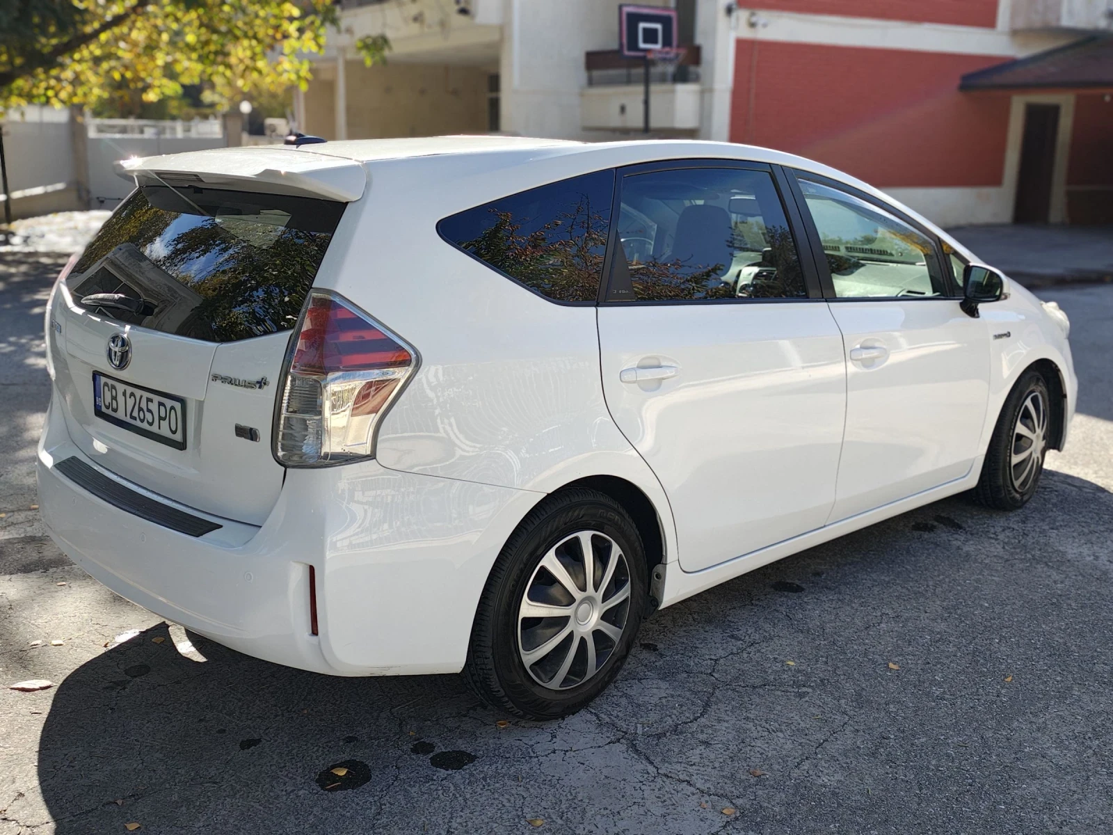 Toyota Prius + 7 местен  - изображение 4 | Auto.bg Toyota Prius + 7 местен  - изображение 4