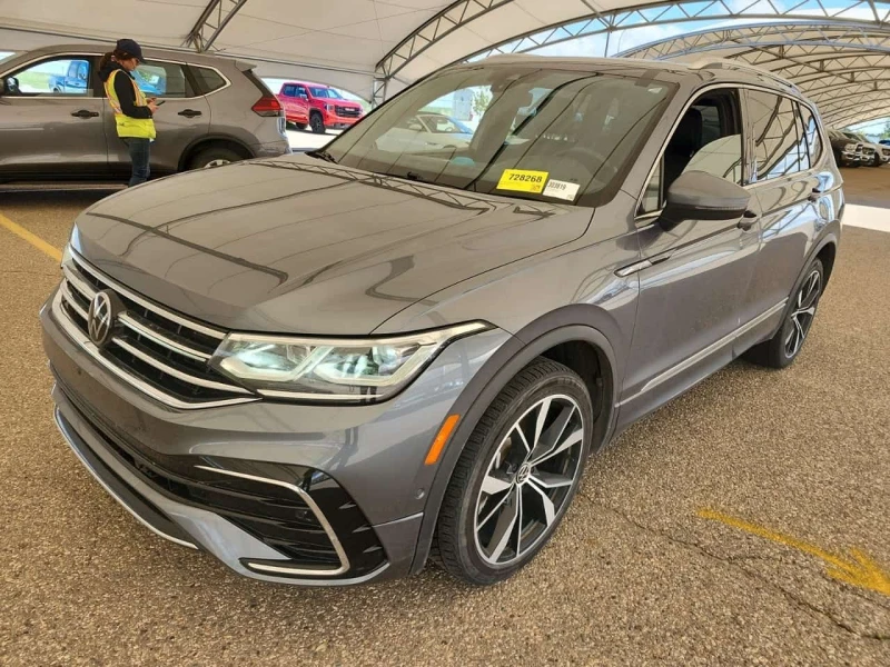 VW Tiguan HIGHLINE R LINE/CARFAX/ФИНАНСИРАНЕ - 20900 € / 40876.85 лв. - 63548316 1 | Car24.bg VW Tiguan HIGHLINE R LINE/CARFAX/ФИНАНСИРАНЕ - 20900 € / 40876.85 лв. - 63548316 1