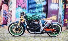 Yamaha XJR
