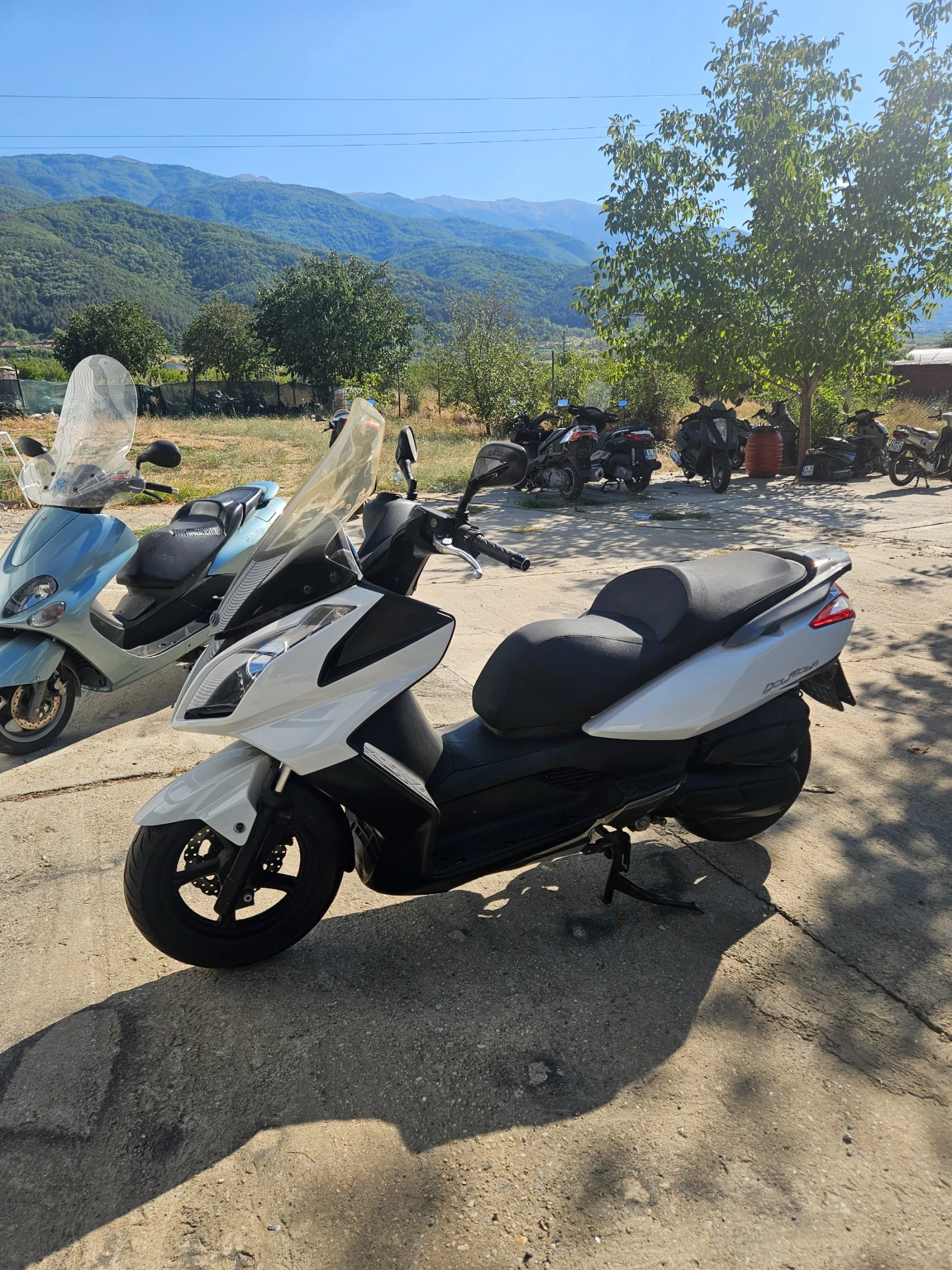 Kymco Downtown Perfekten 125CC - изображение 7 | Auto.bg Kymco Downtown Perfekten 125CC - изображение 7