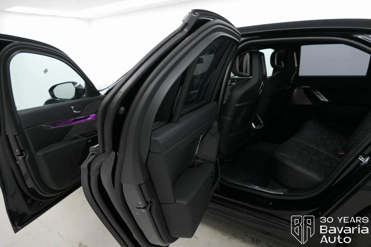 BMW 740 d xDrive M Sport Paket Sportautomatic - изображение 5 | Auto.bg BMW 740 d xDrive M Sport Paket Sportautomatic - изображение 5