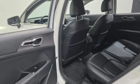 Kia Sportage ДИСТРОНИК* LANE* ASSIST* ПОДГРЕВ* КАМЕРА* | Auto.bg — изображение 14 Kia Sportage ДИСТРОНИК* LANE* ASSIST* ПОДГРЕВ* КАМЕРА* | Auto.bg — изображение 14