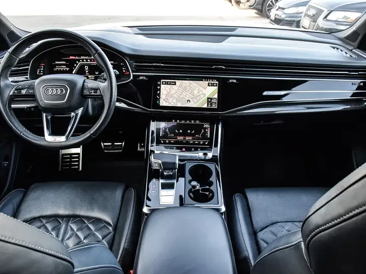 Audi SQ7 BLACK OPTIC/PANO/DISTRONIC/ПОДГРЕВ/ОБДУХВАНЕ - изображение 7 | Auto.bg Audi SQ7 BLACK OPTIC/PANO/DISTRONIC/ПОДГРЕВ/ОБДУХВАНЕ - изображение 7