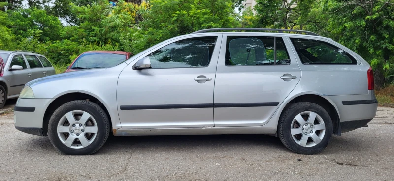 Skoda Octavia - 2300 € / 4498.41 лв. - 38382026 1 | Car24.bg Skoda Octavia - 2300 € / 4498.41 лв. - 38382026 1