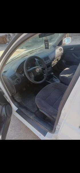 VW Golf - 650 € / 1271.29 лв. - 85683519 6 | Car24.bg VW Golf - 650 € / 1271.29 лв. - 85683519 6