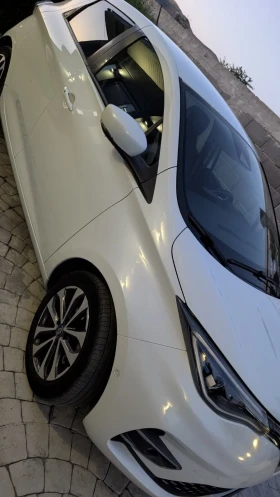 Renault Zoe Intens - 13999 € / 27379.66 лв. - 64569558 3 | Car24.bg Renault Zoe Intens - 13999 € / 27379.66 лв. - 64569558 3