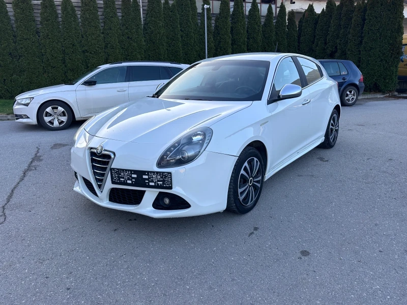 Alfa Romeo Giulietta 1.4i TURBO - НАВИГАЦИЯ - УНИКАТ - 8800 лв. / 4499.37 € - 28930191 1 | Car24.bg Alfa Romeo Giulietta 1.4i TURBO - НАВИГАЦИЯ - УНИКАТ - 8800 лв. / 4499.37 € - 28930191 1