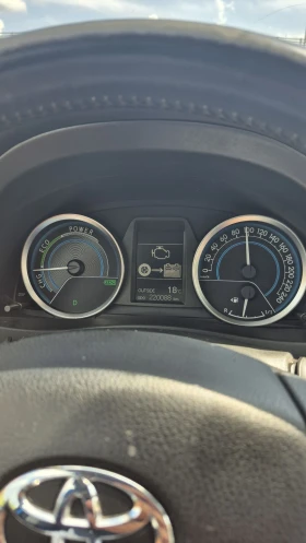 Toyota Auris 1.8 Hybrid* Перфектна* 4.5/100км* Отличен - 18999 лв. / 9714.03 € - 81906972 10 | Car24.bg Toyota Auris 1.8 Hybrid* Перфектна* 4.5/100км* Отличен - 18999 лв. / 9714.03 € - 81906972 10