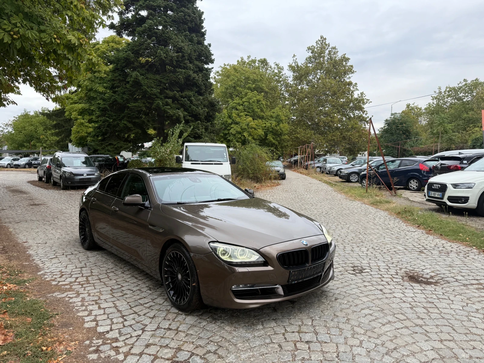 BMW 640 БАРТЕР* LASSER* ВАКУМ* ПАНОРАМА* HeadUP* KeylessGO - изображение 3 | Auto.bg BMW 640 БАРТЕР* LASSER* ВАКУМ* ПАНОРАМА* HeadUP* KeylessGO - изображение 3