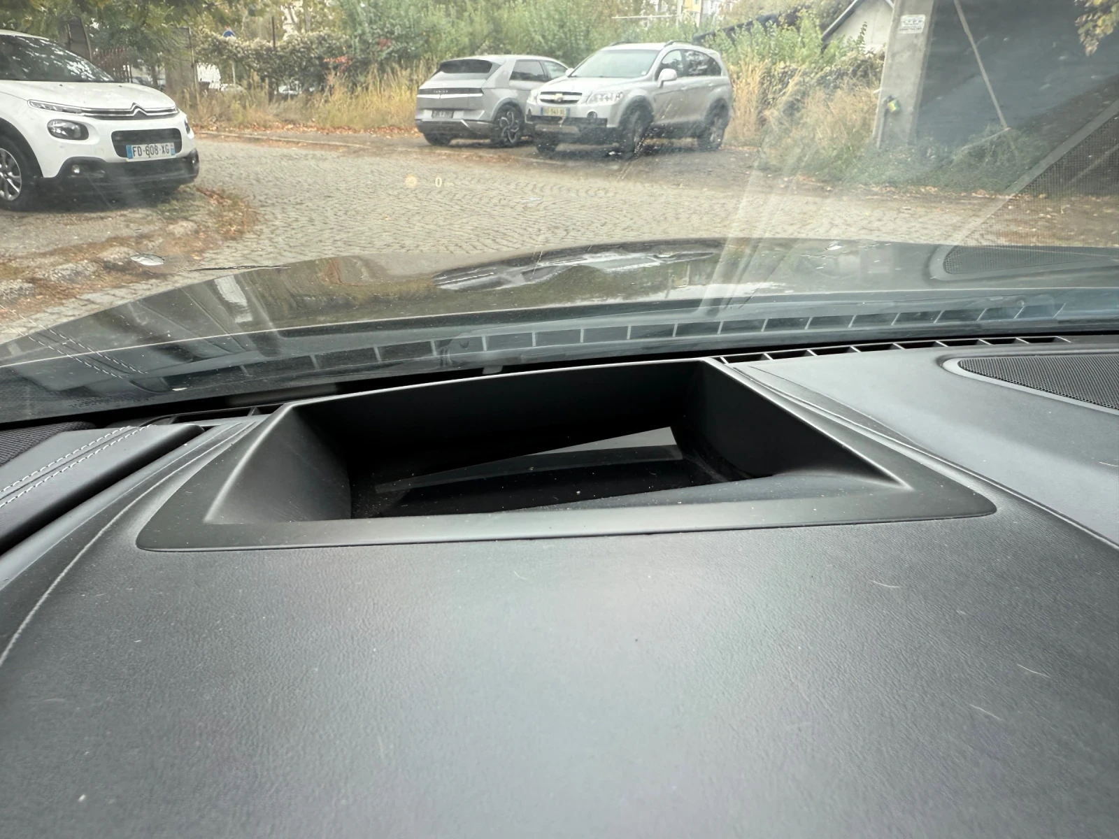 BMW 640 БАРТЕР* LASSER* ВАКУМ* ПАНОРАМА* HeadUP* KeylessGO - изображение 10 | Auto.bg BMW 640 БАРТЕР* LASSER* ВАКУМ* ПАНОРАМА* HeadUP* KeylessGO - изображение 10