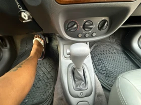Renault Clio 1.6 Автоматик 130000 км като нова - 1900 € - 78769735 11 | Car24.bg Renault Clio 1.6 Автоматик 130000 км като нова - 1900 € - 78769735 11