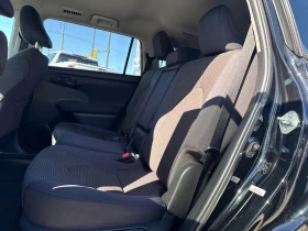 Toyota Highlander AWD* CARPLAY* МЪРТВА* ТОЧКА* ПОДГРЕВ* | Auto.bg — изображение 12 Toyota Highlander AWD* CARPLAY* МЪРТВА* ТОЧКА* ПОДГРЕВ* | Auto.bg — изображение 12