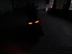 Yamaha X-max 400 ABS, TCS Akrapovic | Auto.bg — изображение 9 Yamaha X-max 400 ABS, TCS Akrapovic | Auto.bg — изображение 9