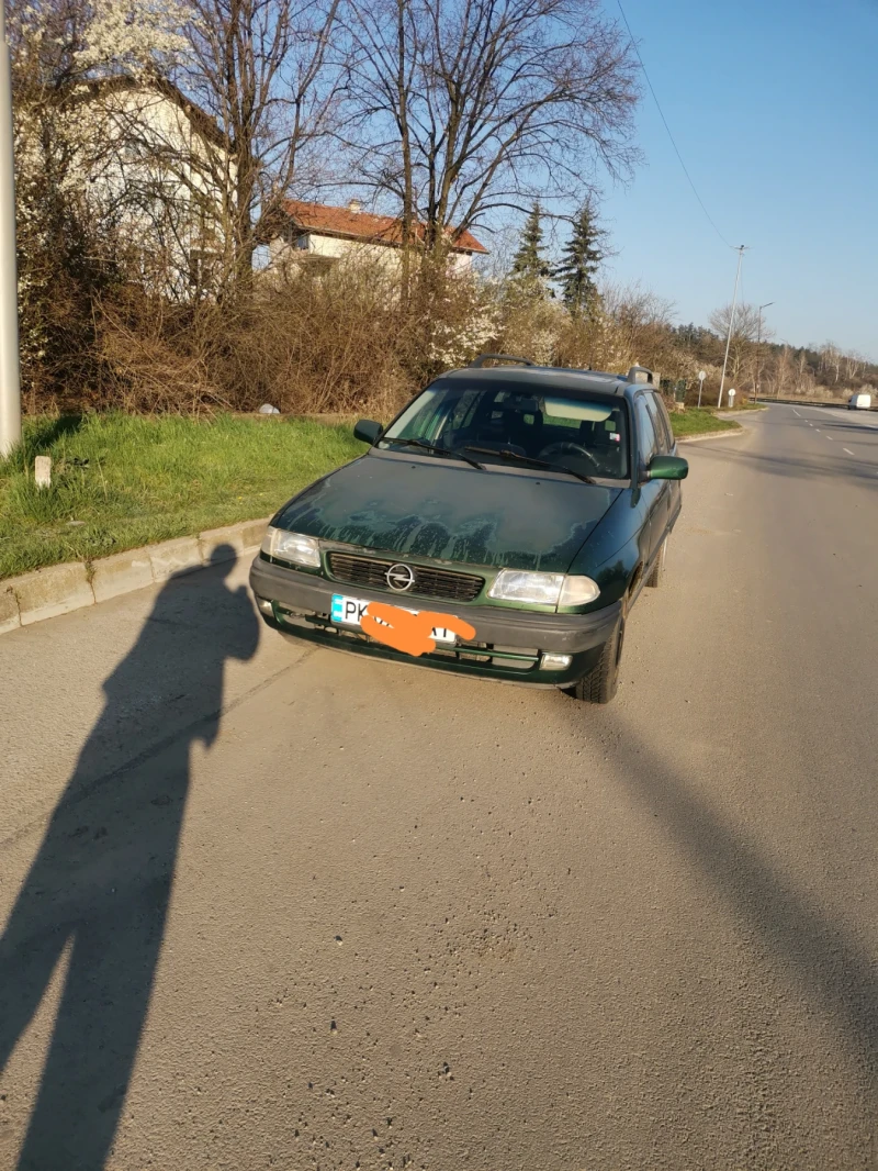 Opel Astra 1.6 101коня бензин--газ - 700 € / 1369.08 лв. - 70574403 1 | Car24.bg Opel Astra 1.6 101коня бензин--газ - 700 € / 1369.08 лв. - 70574403 1