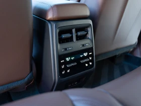 Porsche Macan 4 - 101800 € / 199103.49 лв. - 25352491 16 | Car24.bg Porsche Macan 4 - 101800 € / 199103.49 лв. - 25352491 16