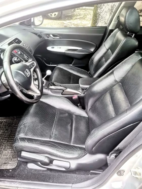 Honda Civic Exclusive | Auto.bg — изображение 7 Honda Civic Exclusive | Auto.bg — изображение 7